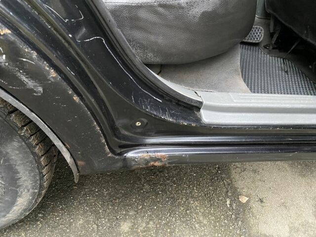 Черный Шевроле Лачетти, объемом двигателя 1.6 л и пробегом 264 тыс. км за 1999 $, фото 7 на Automoto.ua