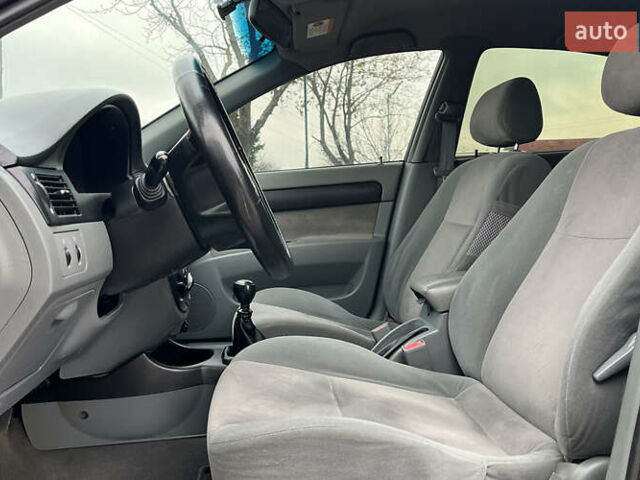 Черный Шевроле Лачетти, объемом двигателя 1.8 л и пробегом 237 тыс. км за 3600 $, фото 8 на Automoto.ua