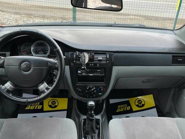 Чорний Шевроле Лачетті, об'ємом двигуна 1.8 л та пробігом 237 тис. км за 3600 $, фото 9 на Automoto.ua