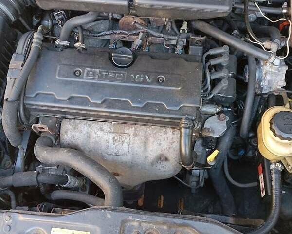 Черный Шевроле Лачетти, объемом двигателя 1.8 л и пробегом 282 тыс. км за 3500 $, фото 2 на Automoto.ua