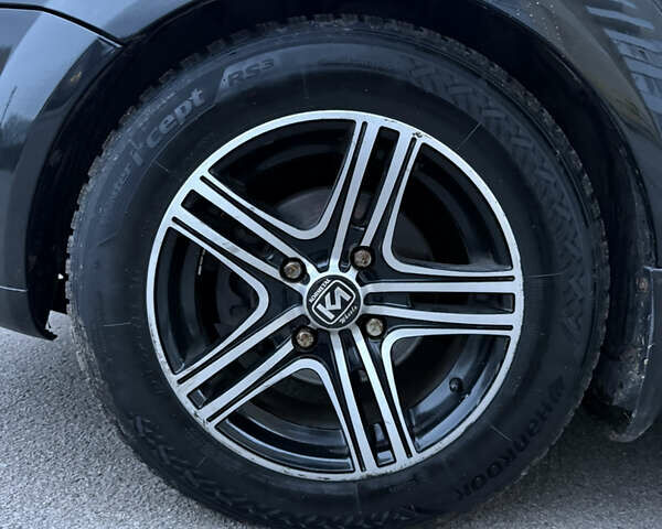 Черный Шевроле Лачетти, объемом двигателя 1.6 л и пробегом 233 тыс. км за 3750 $, фото 9 на Automoto.ua