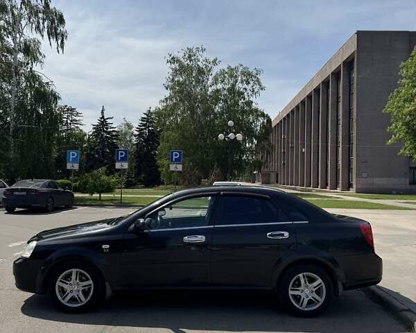 Черный Шевроле Лачетти, объемом двигателя 1.8 л и пробегом 194 тыс. км за 3700 $, фото 4 на Automoto.ua