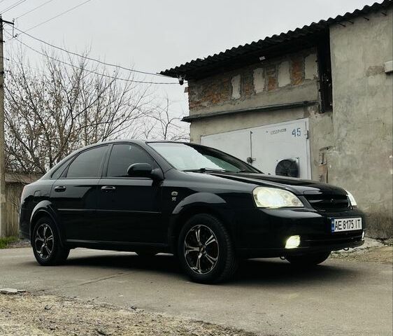 Чорний Шевроле Лачетті, об'ємом двигуна 1.6 л та пробігом 218 тис. км за 4800 $, фото 7 на Automoto.ua