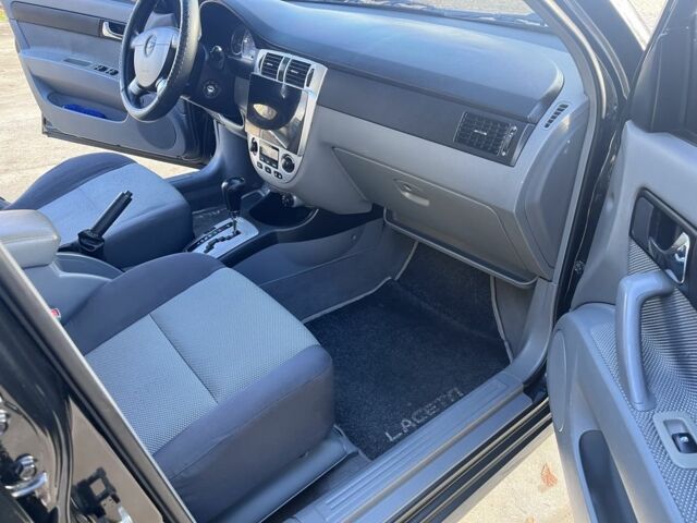 Чорний Шевроле Лачетті, об'ємом двигуна 1.8 л та пробігом 107 тис. км за 5800 $, фото 14 на Automoto.ua