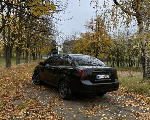 Черный Шевроле Лачетти, объемом двигателя 1.6 л и пробегом 240 тыс. км за 4300 $, фото 3 на Automoto.ua