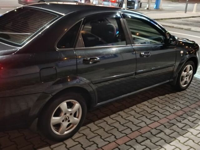 Чорний Шевроле Лачетті, об'ємом двигуна 1.6 л та пробігом 235 тис. км за 3495 $, фото 4 на Automoto.ua