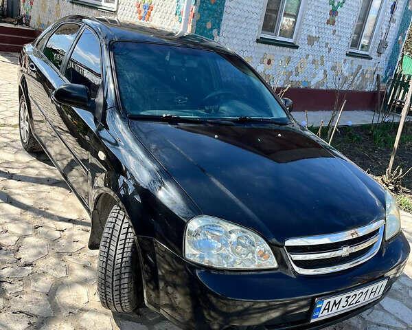 Черный Шевроле Лачетти, объемом двигателя 1.8 л и пробегом 229 тыс. км за 3500 $, фото 4 на Automoto.ua
