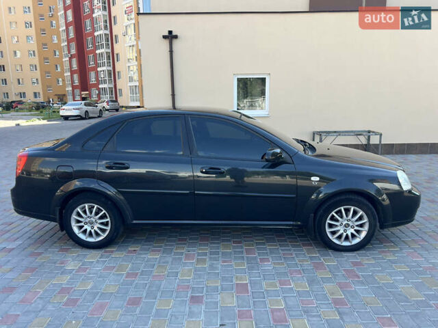Черный Шевроле Лачетти, объемом двигателя 1.8 л и пробегом 260 тыс. км за 4200 $, фото 2 на Automoto.ua