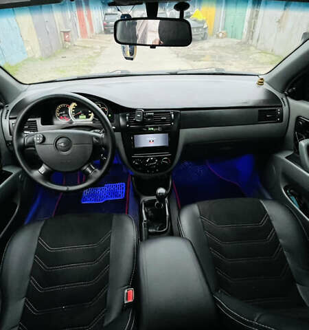 Черный Шевроле Лачетти, объемом двигателя 1.6 л и пробегом 218 тыс. км за 4800 $, фото 27 на Automoto.ua