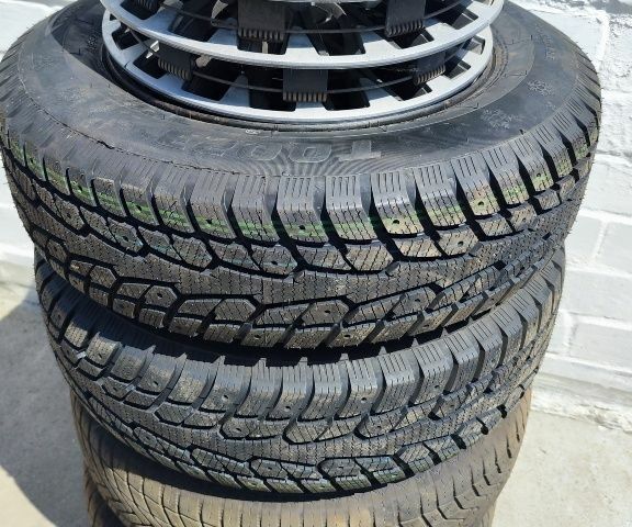 Черный Шевроле Лачетти, объемом двигателя 1.6 л и пробегом 226 тыс. км за 4815 $, фото 23 на Automoto.ua