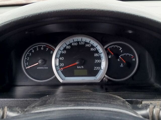 Черный Шевроле Лачетти, объемом двигателя 1.6 л и пробегом 233 тыс. км за 3650 $, фото 3 на Automoto.ua