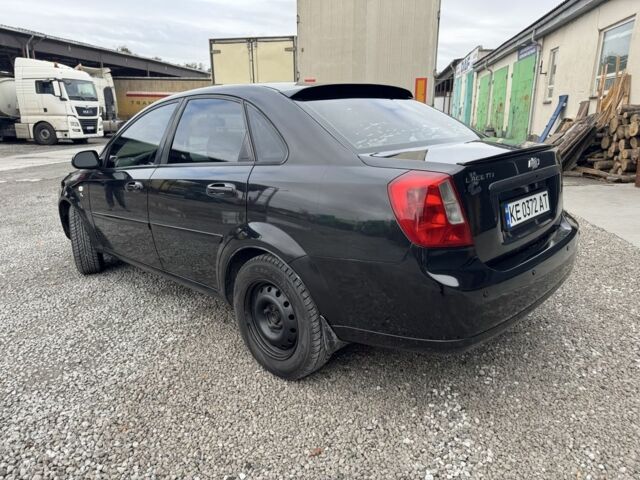 Черный Шевроле Лачетти, объемом двигателя 1.8 л и пробегом 222 тыс. км за 4099 $, фото 3 на Automoto.ua