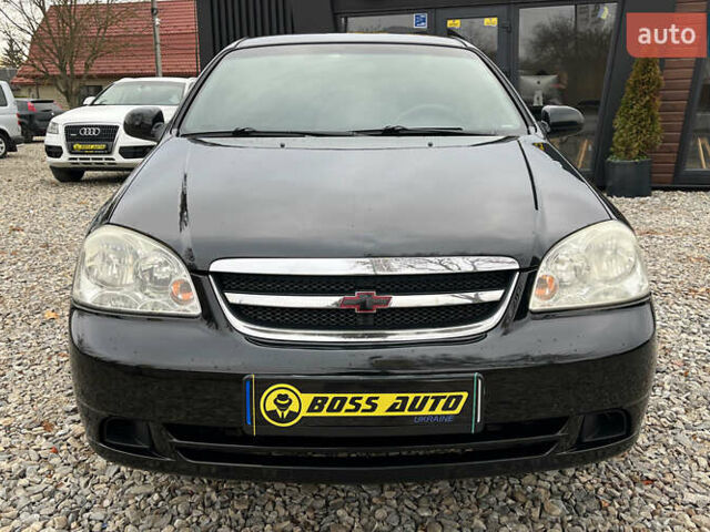 Черный Шевроле Лачетти, объемом двигателя 1.8 л и пробегом 237 тыс. км за 3600 $, фото 2 на Automoto.ua