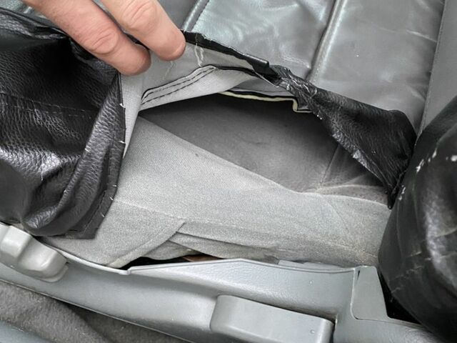 Черный Шевроле Лачетти, объемом двигателя 1.6 л и пробегом 264 тыс. км за 1999 $, фото 10 на Automoto.ua