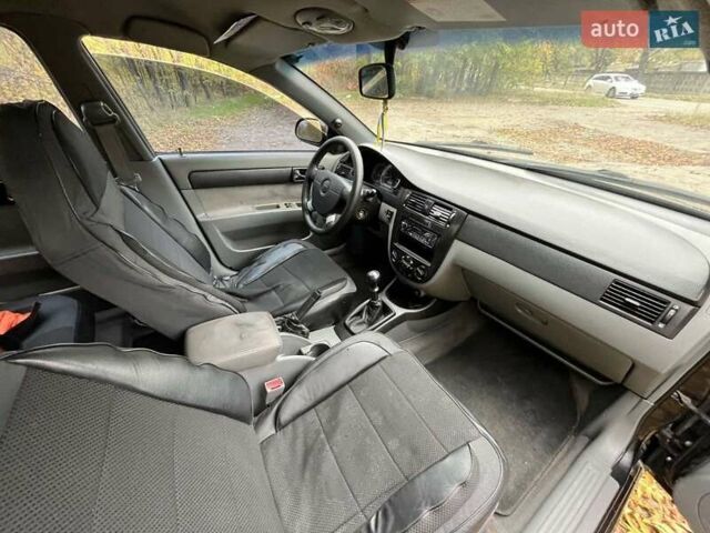 Шевроле Лачетти 2007 в Кропивницком (Кировограде) на Automoto.ua Черный Шевроле Лачетти, объемом двигателя 1.8 л и пробегом 235 тыс. км за 4500 $, фото 5 на Automoto.ua