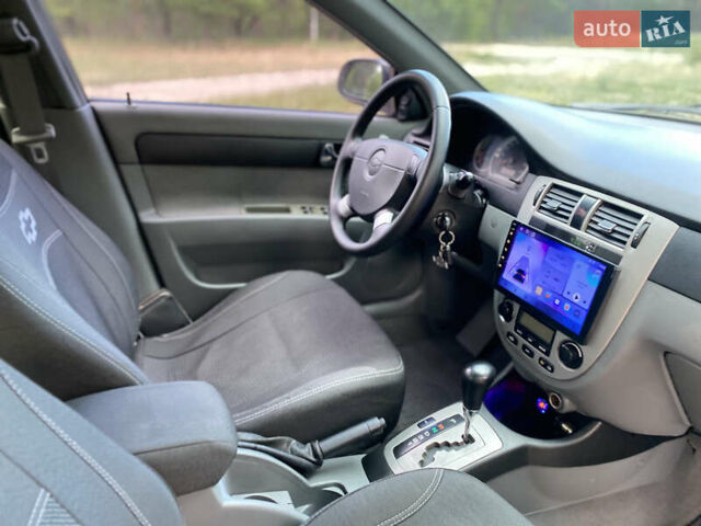 Чорний Шевроле Лачетті, об'ємом двигуна 1.8 л та пробігом 99 тис. км за 4800 $, фото 10 на Automoto.ua