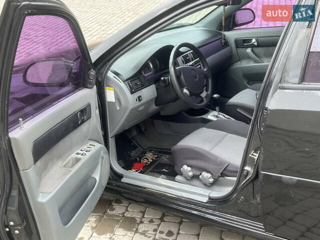 Черный Шевроле Лачетти, объемом двигателя 1.8 л и пробегом 200 тыс. км за 2900 $, фото 4 на Automoto.ua