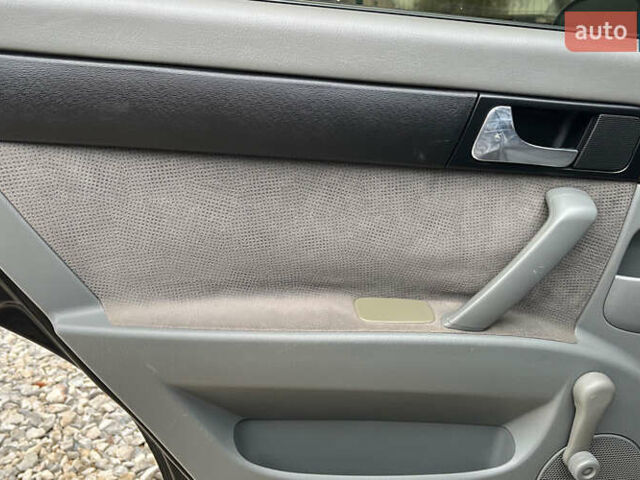 Черный Шевроле Лачетти, объемом двигателя 1.8 л и пробегом 237 тыс. км за 3600 $, фото 20 на Automoto.ua