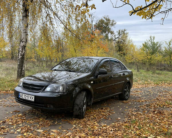Черный Шевроле Лачетти, объемом двигателя 1.6 л и пробегом 240 тыс. км за 4300 $, фото 2 на Automoto.ua
