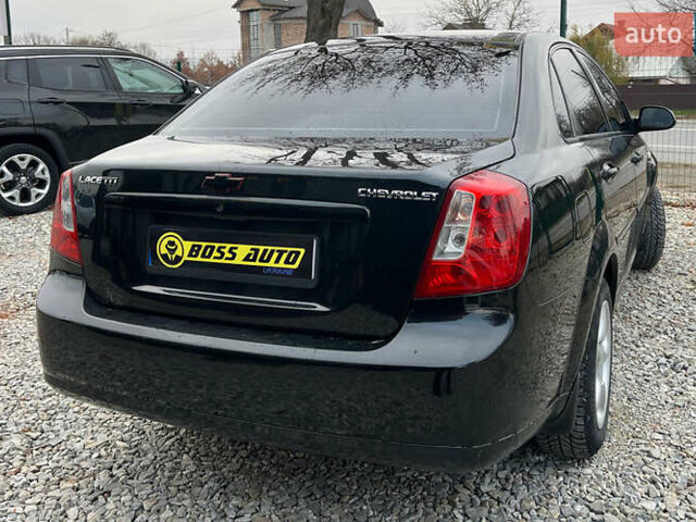 Черный Шевроле Лачетти, объемом двигателя 1.8 л и пробегом 237 тыс. км за 3600 $, фото 5 на Automoto.ua