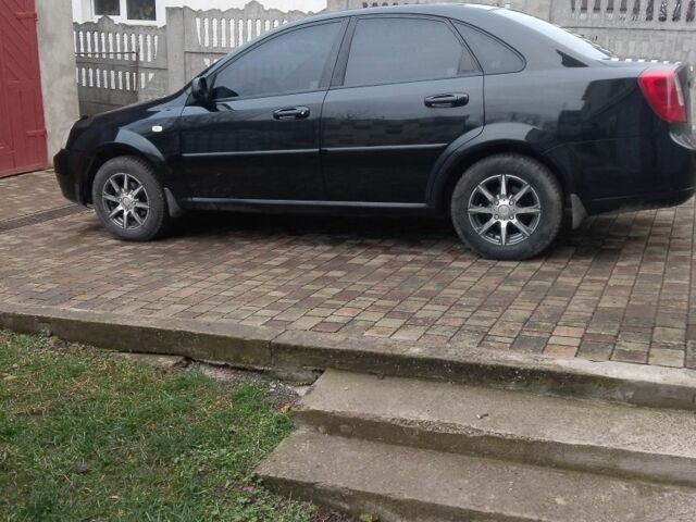 Черный Шевроле Лачетти, объемом двигателя 1.6 л и пробегом 250 тыс. км за 3900 $, фото 8 на Automoto.ua