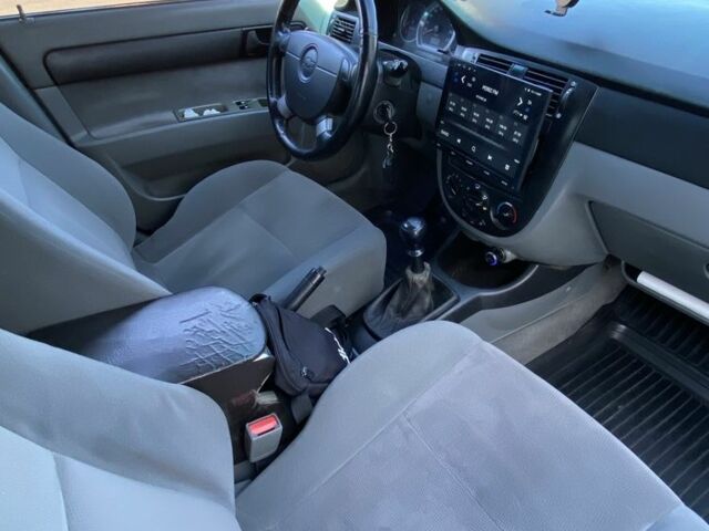 Черный Шевроле Лачетти, объемом двигателя 1.6 л и пробегом 410 тыс. км за 3700 $, фото 8 на Automoto.ua