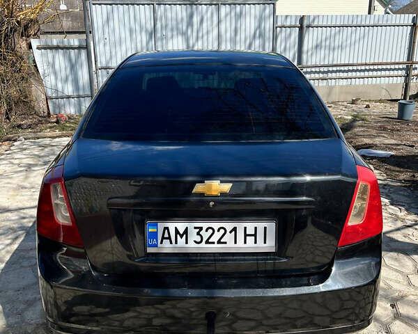 Черный Шевроле Лачетти, объемом двигателя 1.8 л и пробегом 229 тыс. км за 3500 $, фото 2 на Automoto.ua