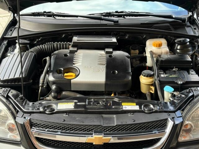 Черный Шевроле Лачетти, объемом двигателя 1.8 л и пробегом 204 тыс. км за 4300 $, фото 18 на Automoto.ua