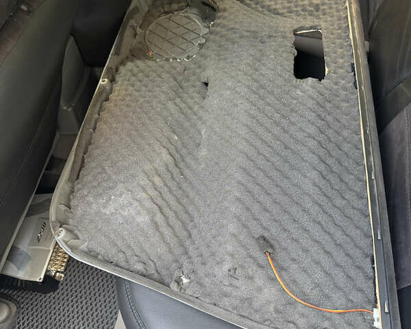 Черный Шевроле Лачетти, объемом двигателя 1.6 л и пробегом 252 тыс. км за 5700 $, фото 22 на Automoto.ua