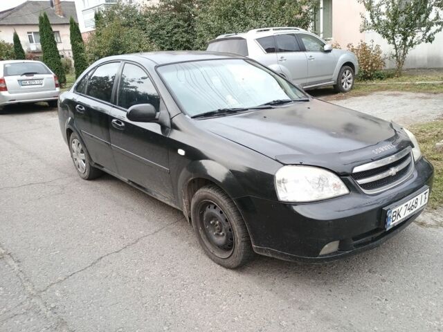 Черный Шевроле Лачетти, объемом двигателя 1.8 л и пробегом 200 тыс. км за 2100 $, фото 1 на Automoto.ua