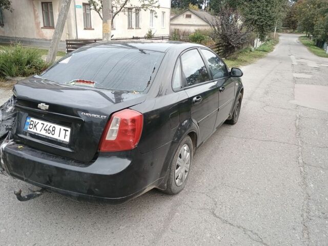 Черный Шевроле Лачетти, объемом двигателя 1.8 л и пробегом 200 тыс. км за 2100 $, фото 2 на Automoto.ua