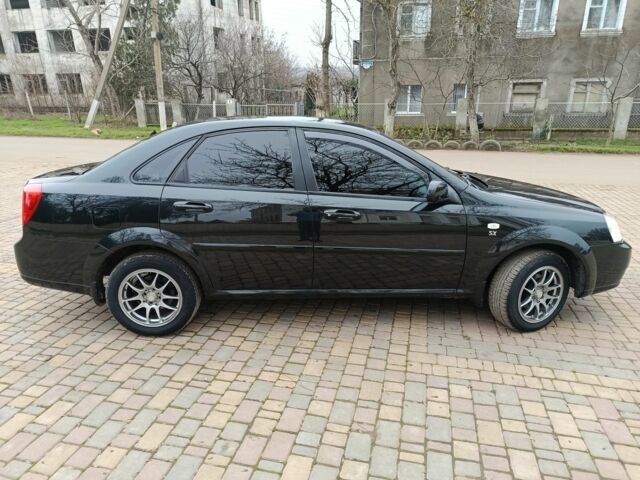 Черный Шевроле Лачетти, объемом двигателя 1.8 л и пробегом 197 тыс. км за 4350 $, фото 6 на Automoto.ua