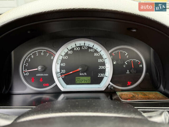 Черный Шевроле Лачетти, объемом двигателя 1.8 л и пробегом 202 тыс. км за 3999 $, фото 39 на Automoto.ua