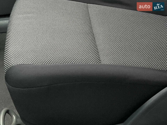 Черный Шевроле Лачетти, объемом двигателя 1.8 л и пробегом 170 тыс. км за 4400 $, фото 10 на Automoto.ua