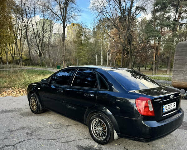 Черный Шевроле Лачетти, объемом двигателя 1.8 л и пробегом 251 тыс. км за 3900 $, фото 3 на Automoto.ua