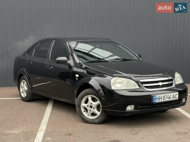 Черный Шевроле Лачетти, объемом двигателя 1.8 л и пробегом 170 тыс. км за 4400 $, фото 2 на Automoto.ua