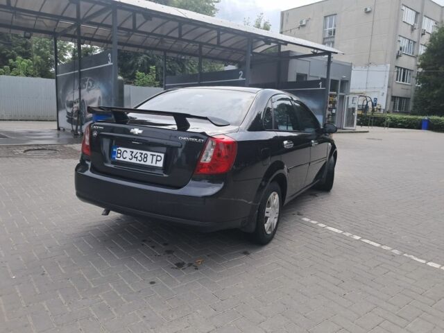 Черный Шевроле Лачетти, объемом двигателя 1.6 л и пробегом 350 тыс. км за 3500 $, фото 4 на Automoto.ua