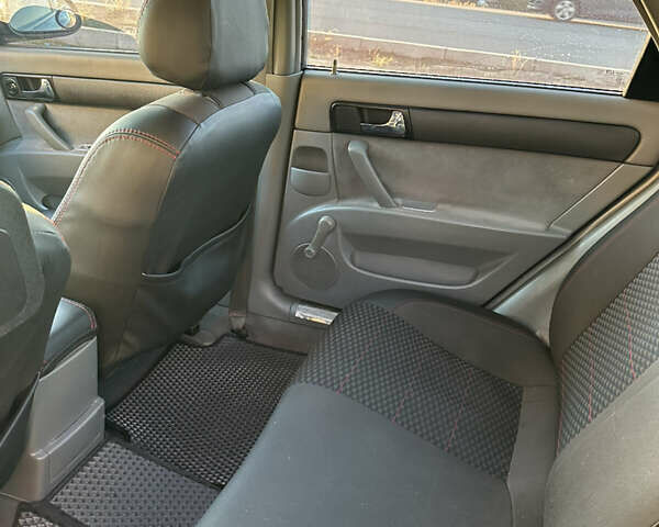 Шевроле Лачетти 2008 в Нововоронцовка на Automoto.ua Черный Шевроле Лачетти, объемом двигателя 1.8 л и пробегом 220 тыс. км за 5000 $, фото 4 на Automoto.ua