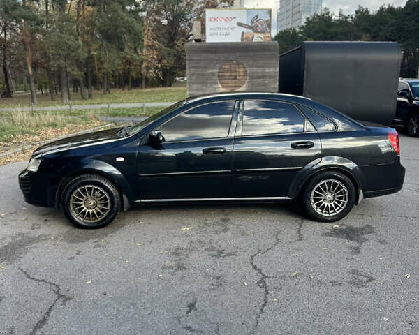 Черный Шевроле Лачетти, объемом двигателя 1.8 л и пробегом 251 тыс. км за 3900 $, фото 9 на Automoto.ua