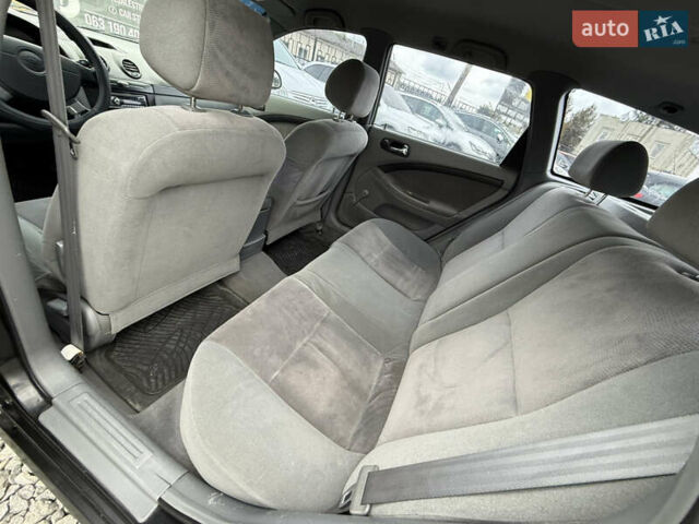 Черный Шевроле Лачетти, объемом двигателя 1.8 л и пробегом 202 тыс. км за 3999 $, фото 33 на Automoto.ua