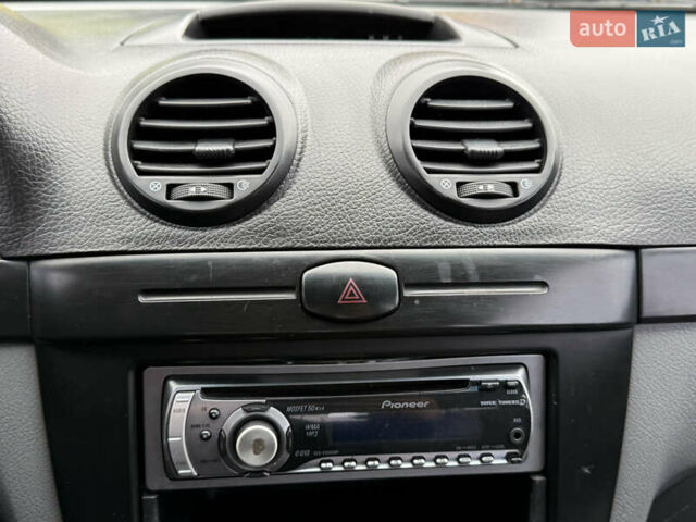 Черный Шевроле Лачетти, объемом двигателя 1.8 л и пробегом 202 тыс. км за 3999 $, фото 40 на Automoto.ua