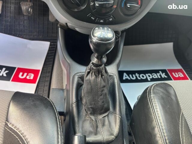 Черный Шевроле Лачетти, объемом двигателя 1.8 л и пробегом 226 тыс. км за 3490 $, фото 20 на Automoto.ua