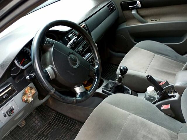 Чорний Шевроле Лачетті, об'ємом двигуна 1.8 л та пробігом 202 тис. км за 3100 $, фото 1 на Automoto.ua