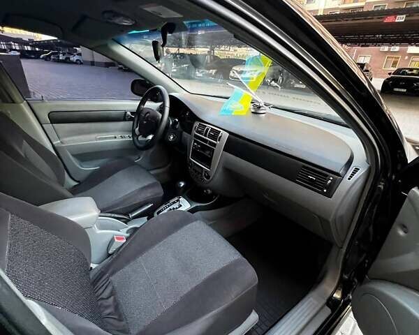 Черный Шевроле Лачетти, объемом двигателя 1.8 л и пробегом 131 тыс. км за 6400 $, фото 49 на Automoto.ua