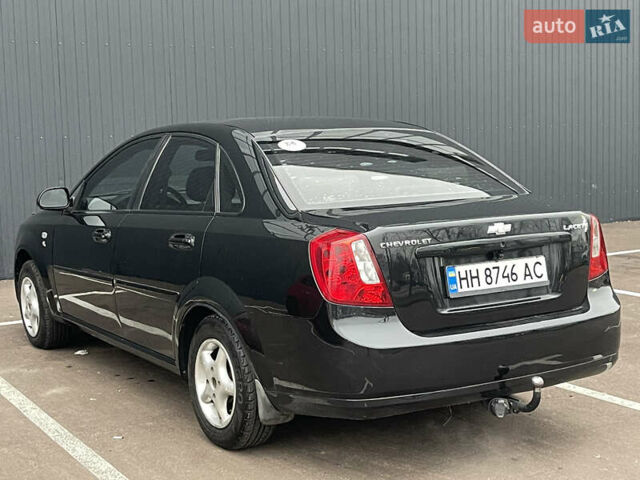 Черный Шевроле Лачетти, объемом двигателя 1.8 л и пробегом 170 тыс. км за 4400 $, фото 4 на Automoto.ua