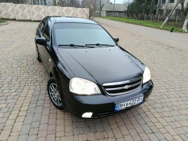 Черный Шевроле Лачетти, объемом двигателя 1.8 л и пробегом 197 тыс. км за 4350 $, фото 10 на Automoto.ua