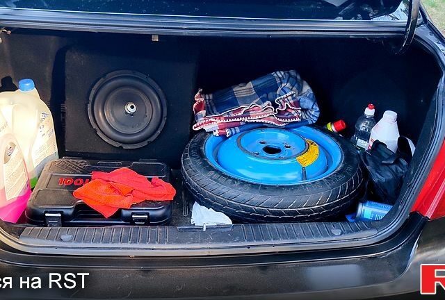 Чорний Шевроле Лачетті, об'ємом двигуна 1.6 л та пробігом 300 тис. км за 3200 $, фото 10 на Automoto.ua