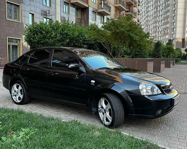 Черный Шевроле Лачетти, объемом двигателя 1.8 л и пробегом 131 тыс. км за 6400 $, фото 4 на Automoto.ua