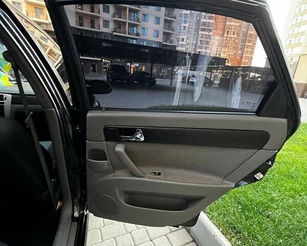 Черный Шевроле Лачетти, объемом двигателя 1.8 л и пробегом 131 тыс. км за 6400 $, фото 41 на Automoto.ua