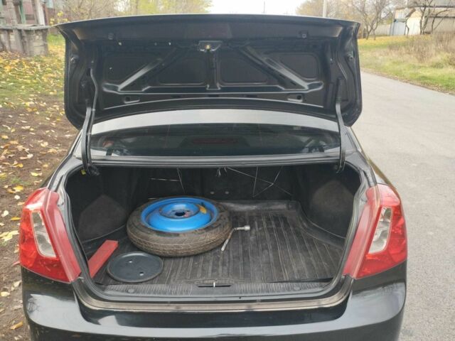 Черный Шевроле Лачетти, объемом двигателя 1.6 л и пробегом 190 тыс. км за 3700 $, фото 6 на Automoto.ua